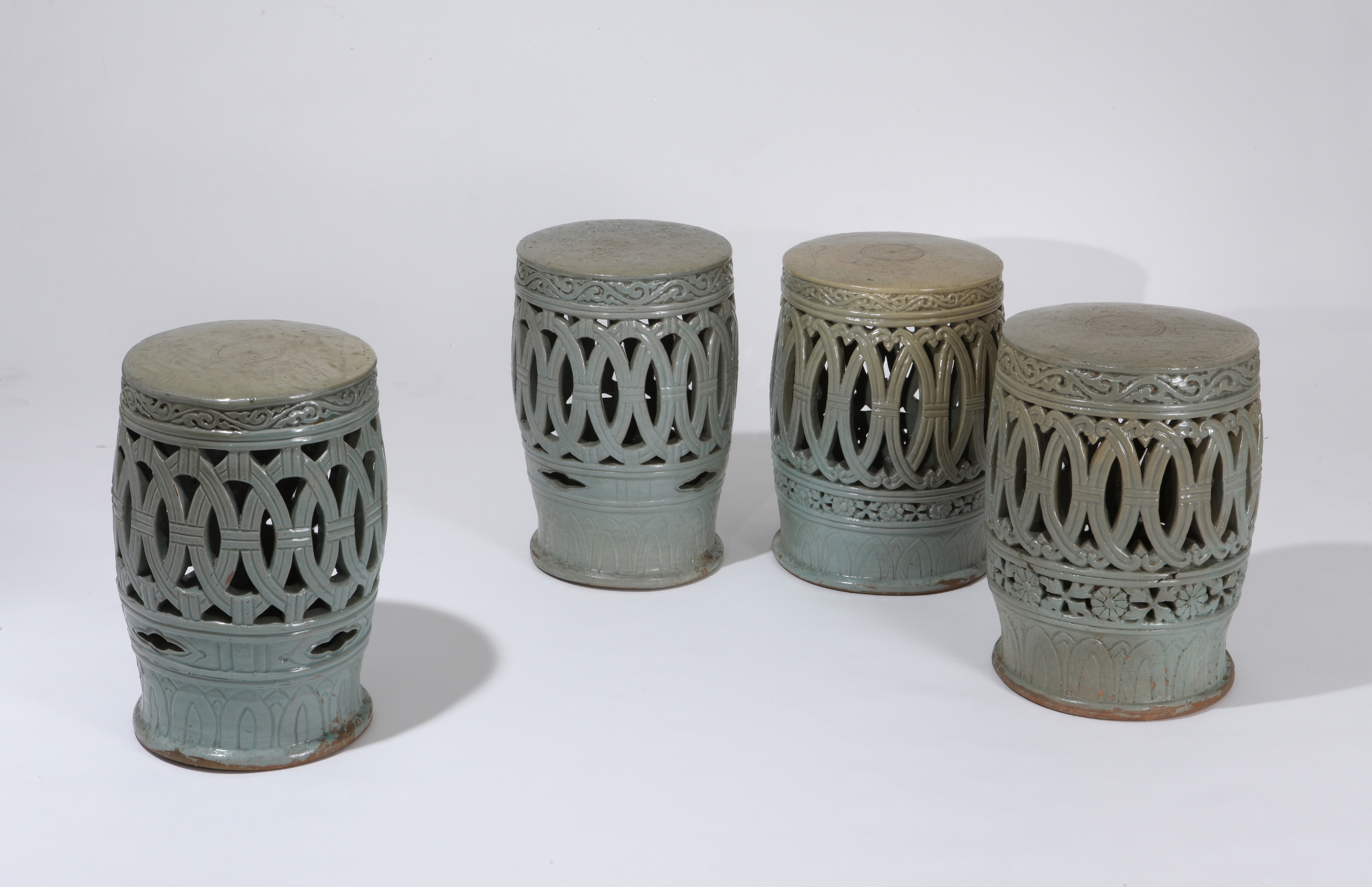 Stools with Linked-ring Design in Openwork