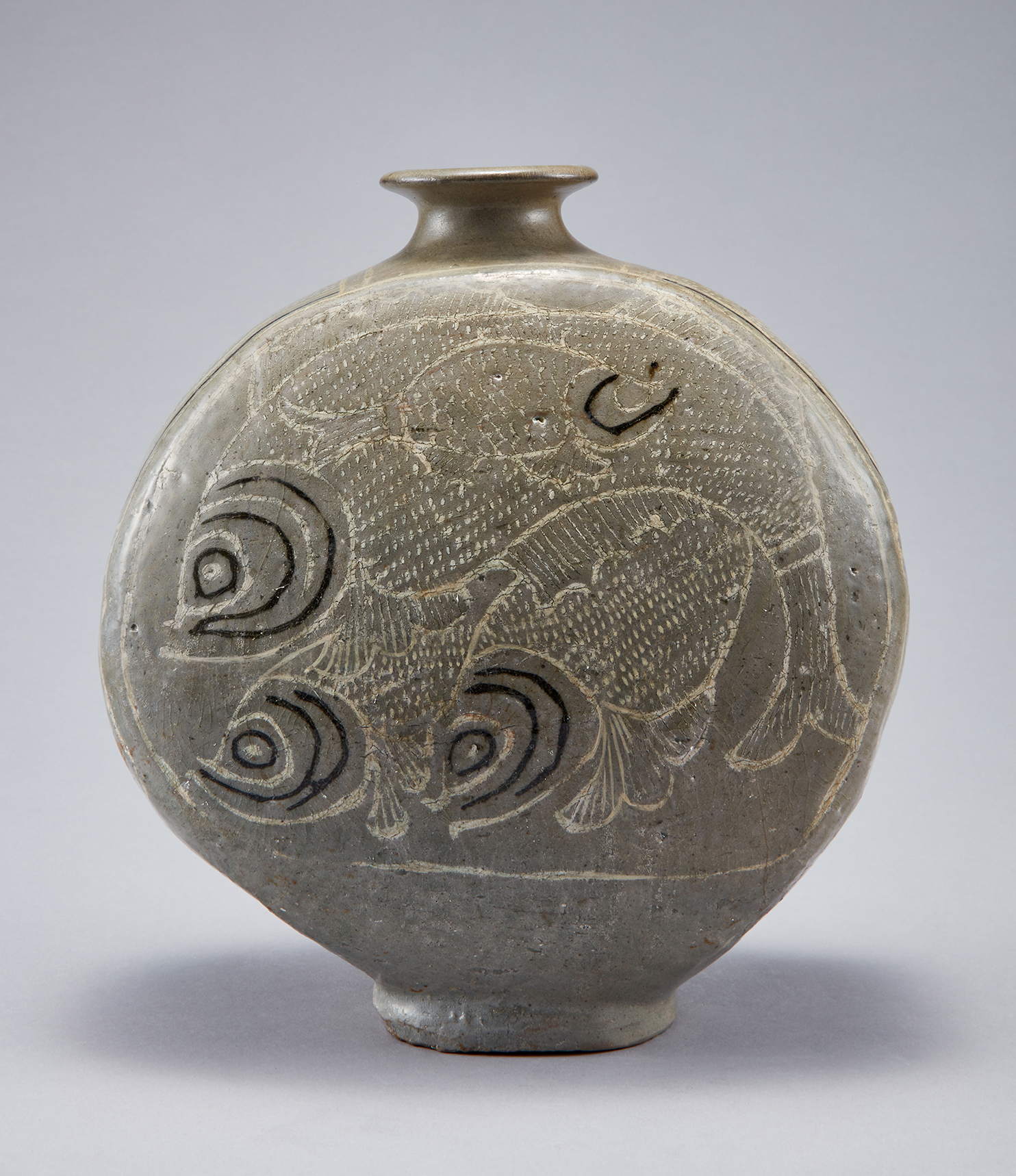 Flattened Bottle with Inlaid Fish Design (restored)